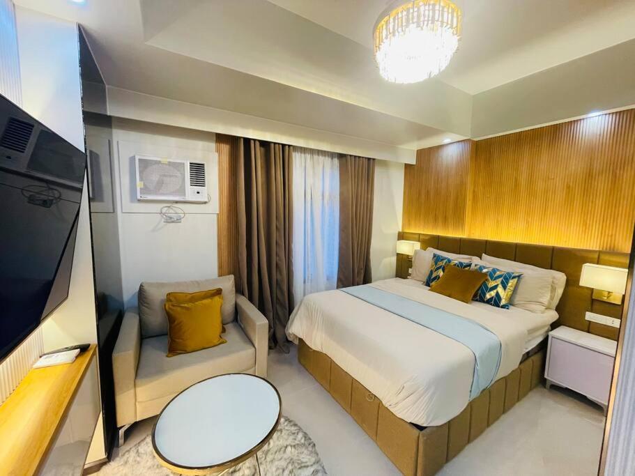 Marias Suite Near Manila Bay Free Use Of Pool Ngoại thất bức ảnh