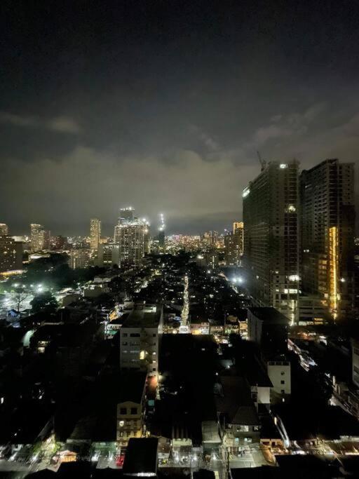 Marias Suite Near Manila Bay Free Use Of Pool Ngoại thất bức ảnh